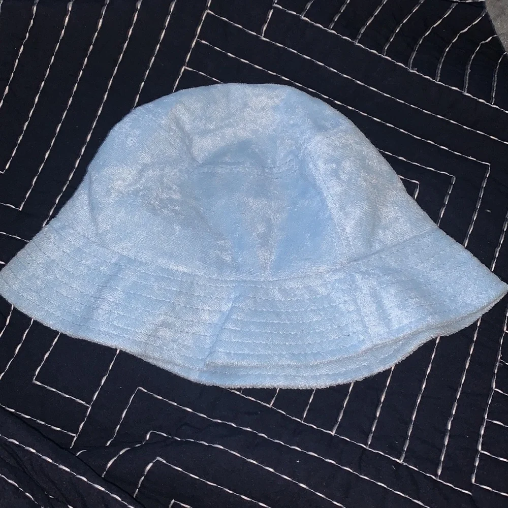 Rue 21 light blue terry knit bucket hat